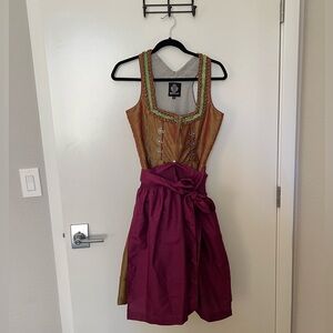 Authentic Bavarian Dirndl Oktoberfest dress